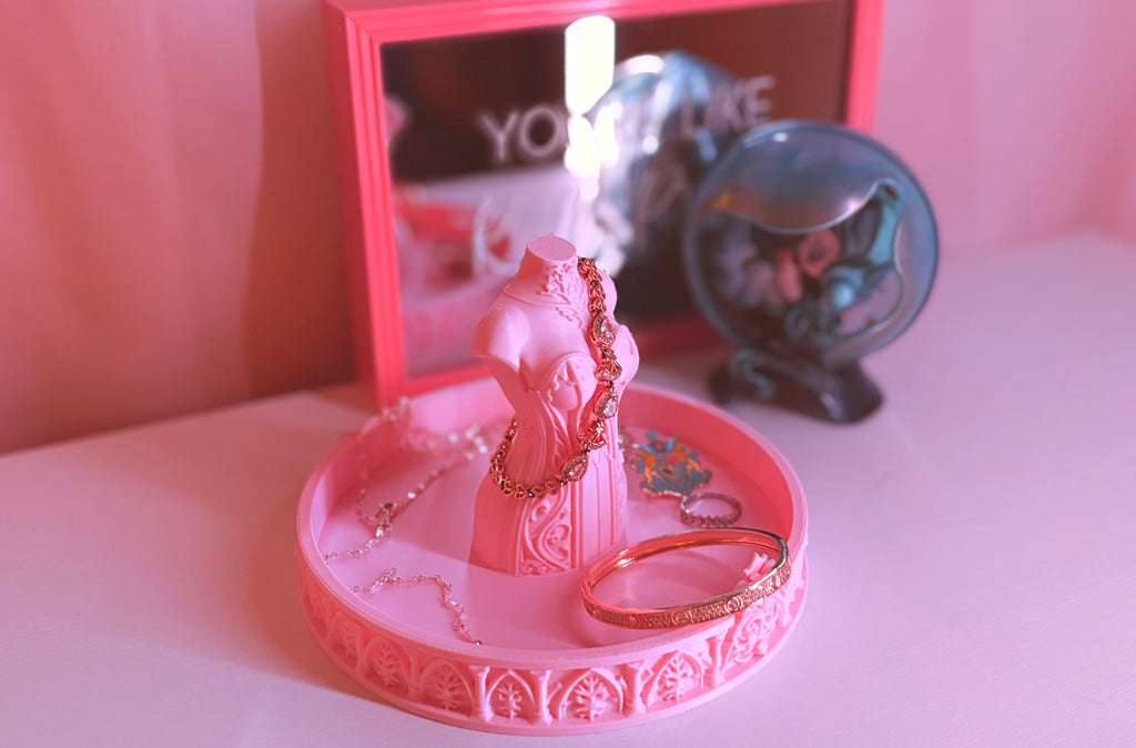 Goth corset mannequin jewelry tray